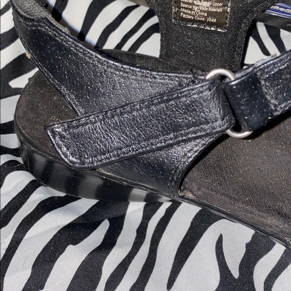 Dr. Scholl’s Sandals - Picture 3 of 6